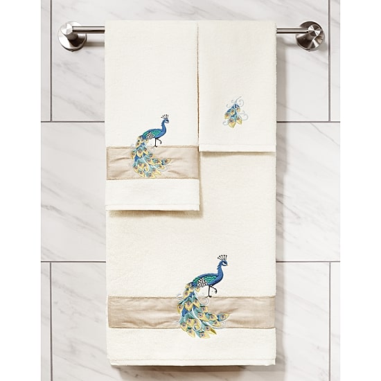 Linum Home Textiles Penelope 2-pc. Embellished Hand Towel