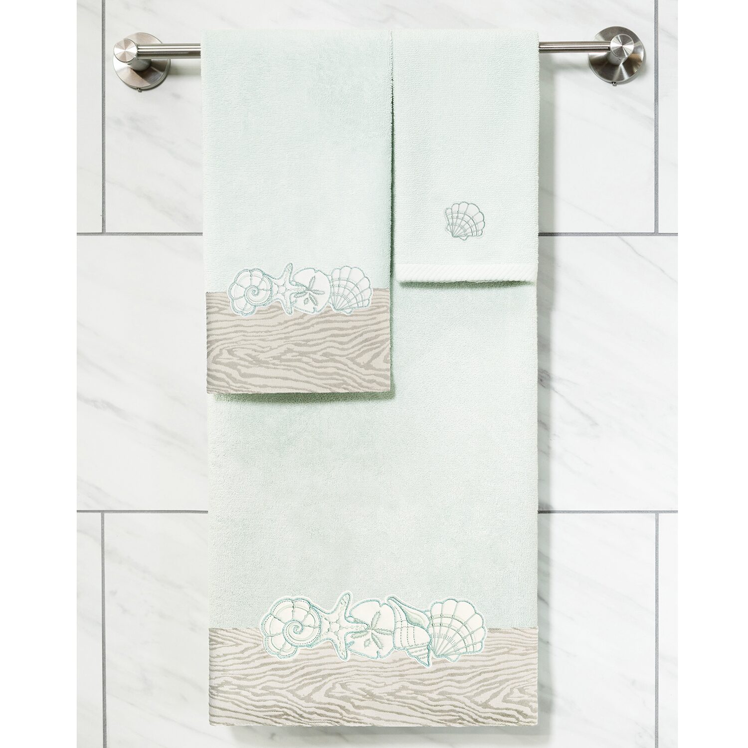 Linum Home Textiles Shell Row 2-pc. Embellished Fingertip Towel