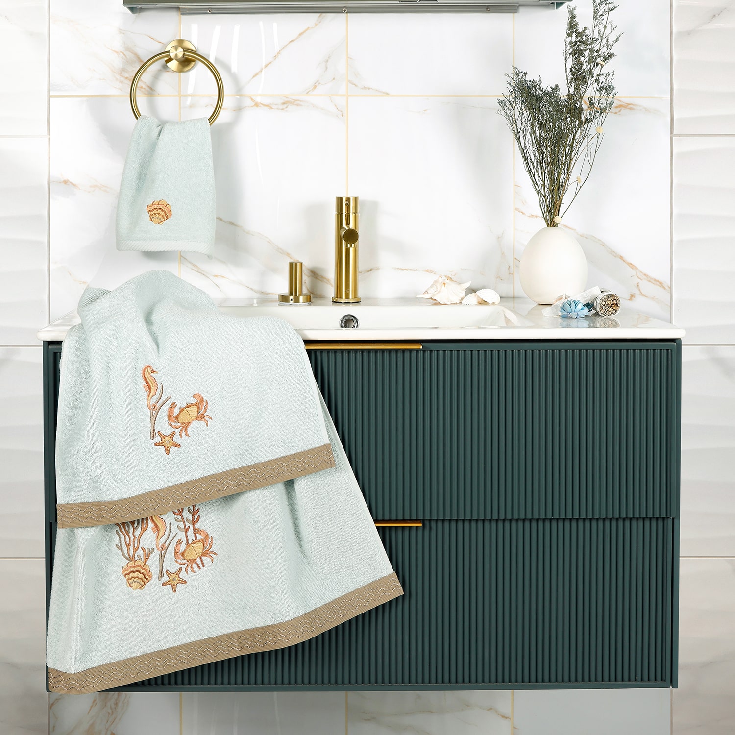 Linum Home Textiles Aaron 2-pc. Embellished Bath Towel