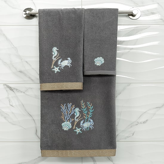 Linum Home Textiles Aaron 2-pc. Embellished Fingertip Towel