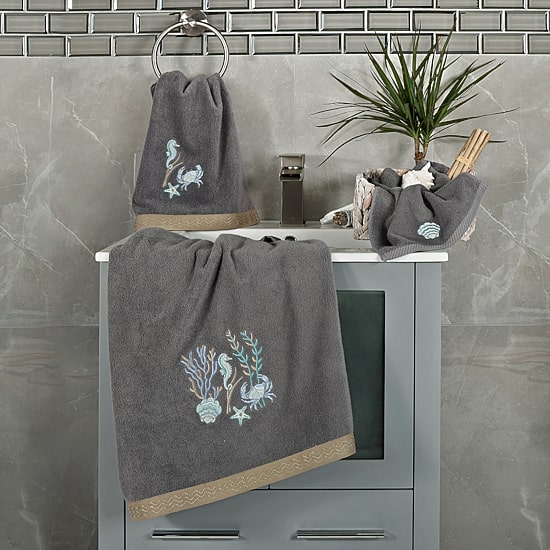 Linum Home Textiles Aaron 2-pc. Embellished Fingertip Towel