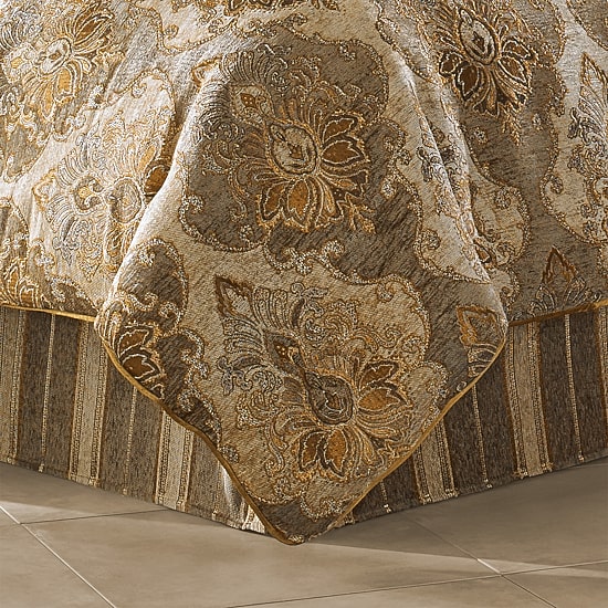 Queen Street Brooke 4-pc. Damask + Scroll Comforter Set