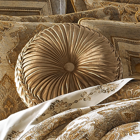 Queen Street Brooke Round Throw Pillow