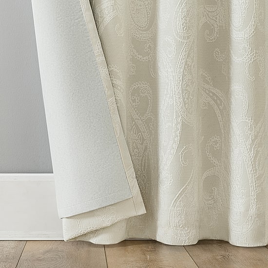 Sun Zero Pedra Rod Pocket Back Tab 100% Blackout Single Curtain Panel