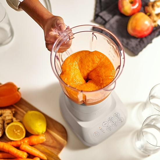 bella Flip & Store Blender, Fits-anywhere™ kitchenware