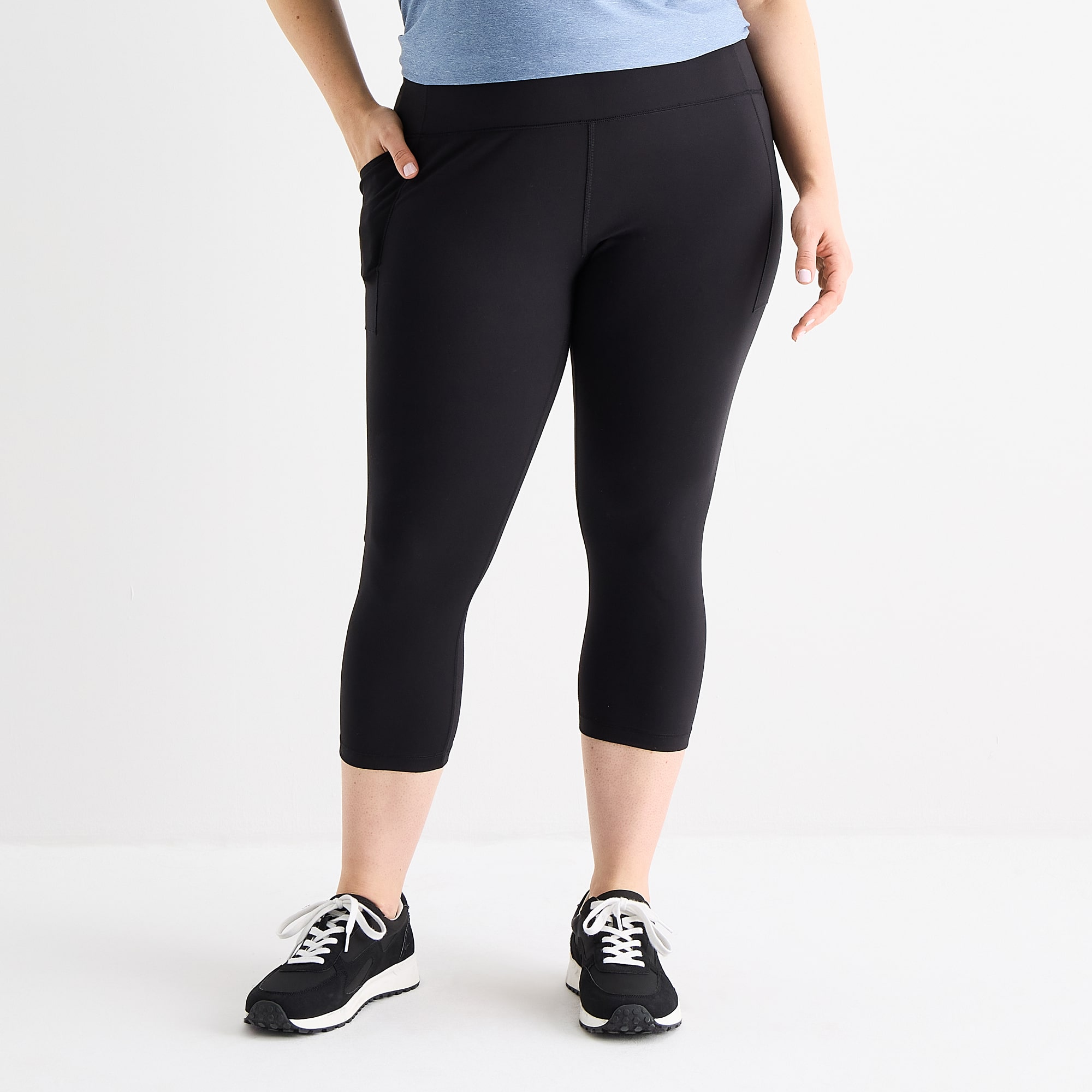 Xersion EverUltra™ Womens High Rise 21" Plus Cropped Legging