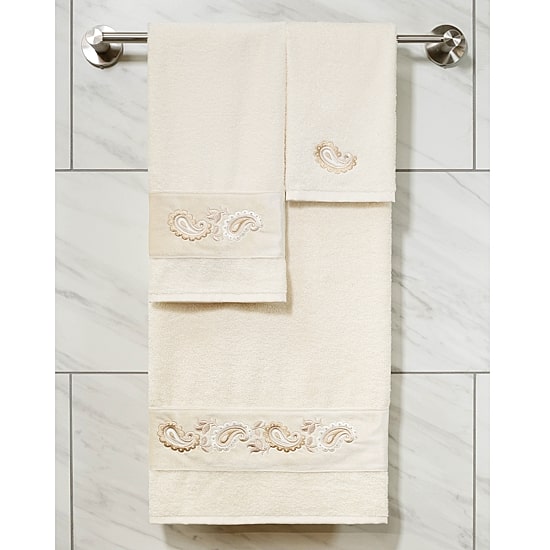 Linum Home Textiles Mackenzie 2-pc. Embellished Hand Towel