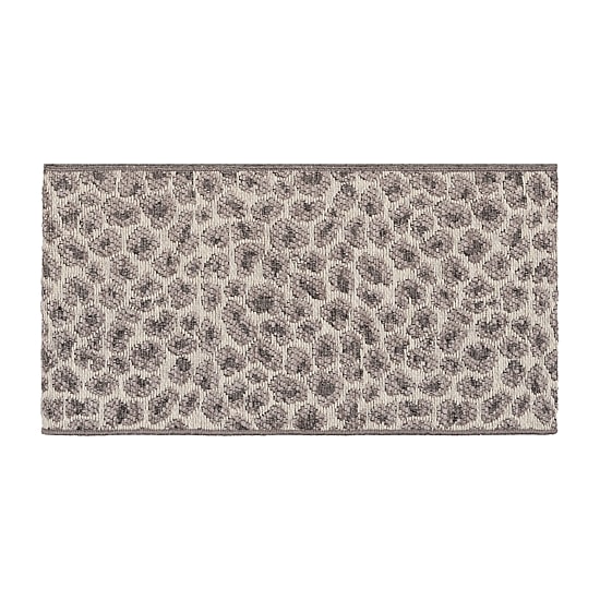 Linum Home Textiles Spots Embellished Embellished Cheetah Bath Towel