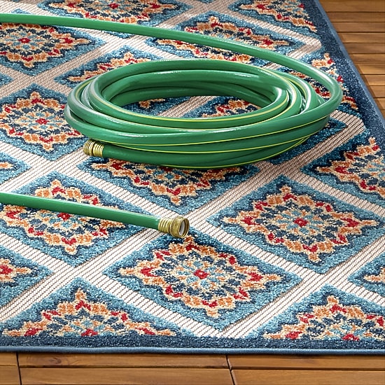 Town And Country Brooks Diamond Outdoor Indoor Rectangular Area Rug