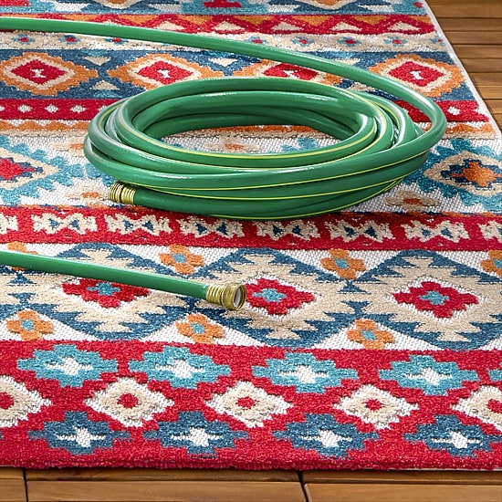 Town And Country Dahlia Pattern Outdoor Indoor Rectangular Area Rug