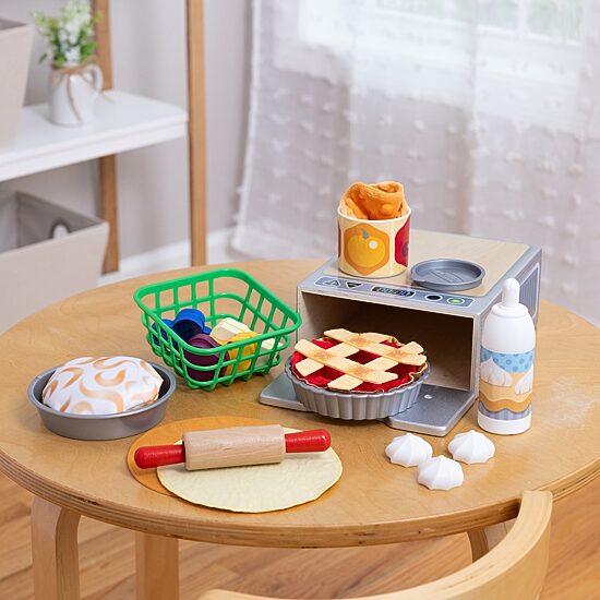 Melissa & Doug Play Kitchen