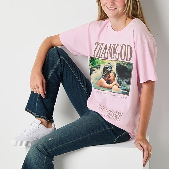Womens Juniors Round Neck Short Sleeve Oversized Graphic T-Shirt