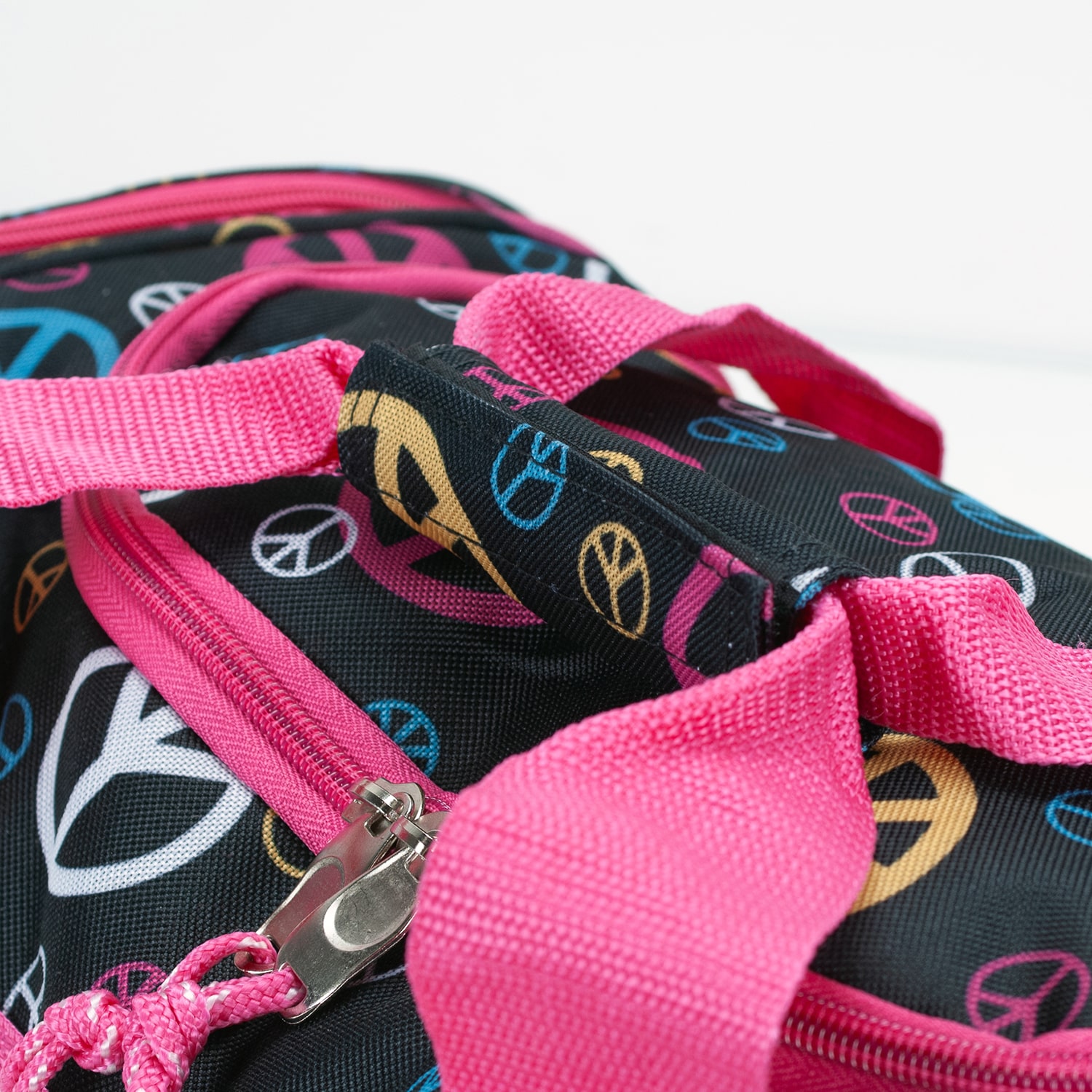 Rockland Freestyle 19" Peace Sign Print Duffel Bag
