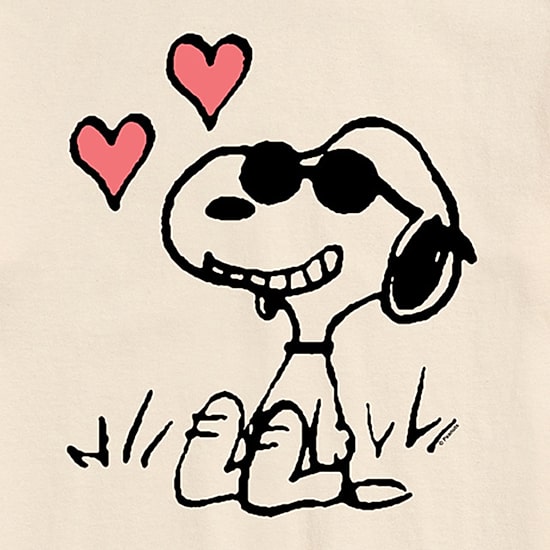 Snoopy Sunglasses Tee Womens Juniors Crew Neck Short Sleeve Regular Fit Peanuts Graphic T-Shirt