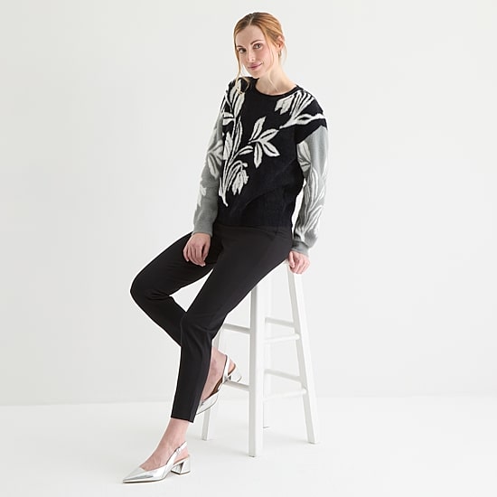 Liz Claiborne Womens Crew Neck Embellished Long Sleeve Floral Pullover Sweater
