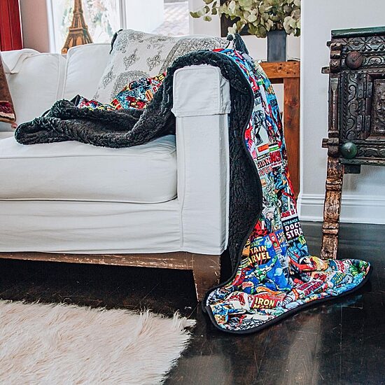 Marvel Comics Oversized Throw Blanket Unisex