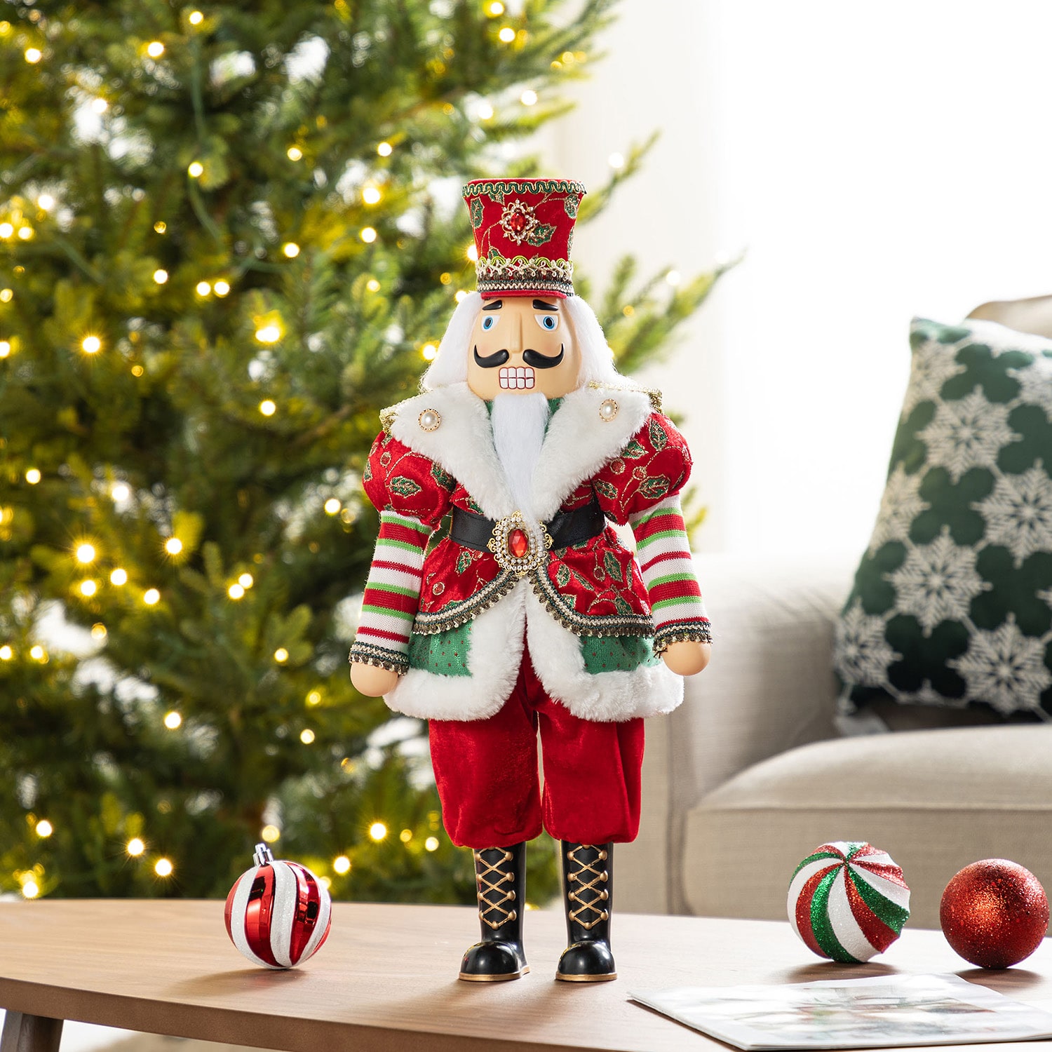 Glitzhome 20"H Faux Fur Christmas Nutcracker Christmas Figurine
