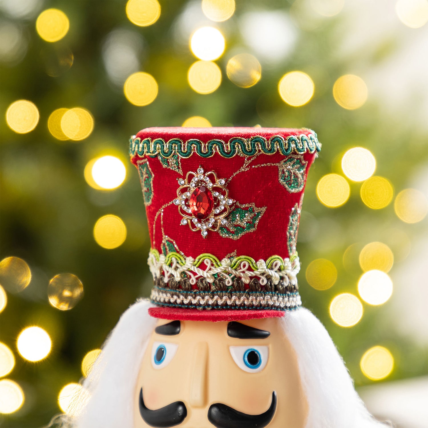 Glitzhome 20"H Faux Fur Christmas Nutcracker Christmas Figurine