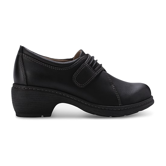 Eastland Maggie Womens Round Closed Toe Slip-On Shoe