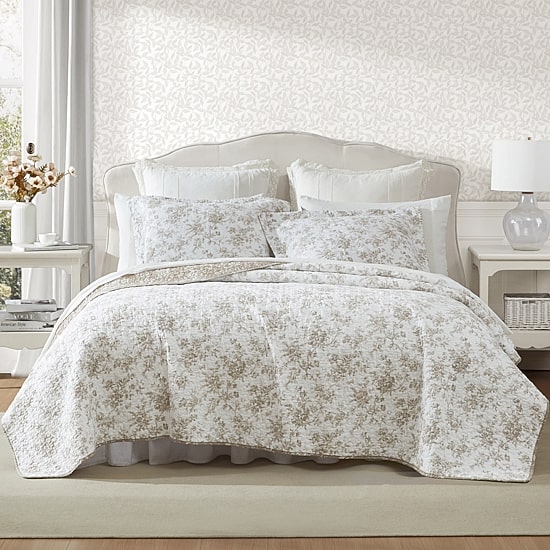 Laura Ashley Walled Garden Quilt Set