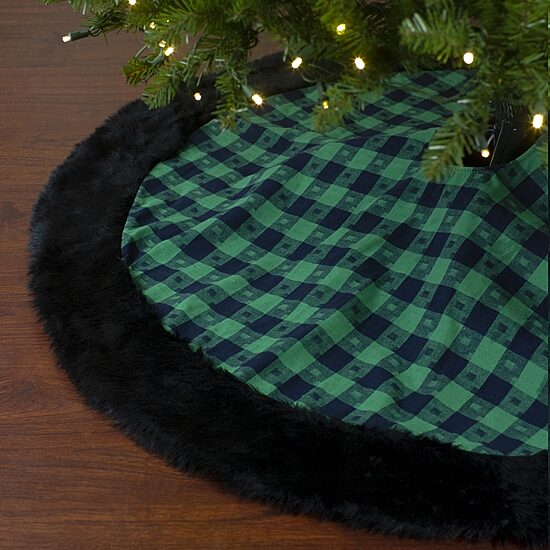 Northlight 48" Plaid Plush Indoor Tree Skirt