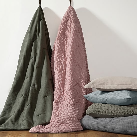 Casual Comfort Textured Seersucker Down Alternative Lightweight Comforter Set