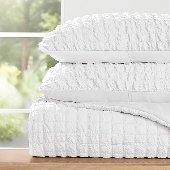 Casual Comfort Textured Seersucker Down Alternative Lightweight Comforter Set