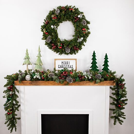 Northlight 30" Prelit Canadian Pine Wreath