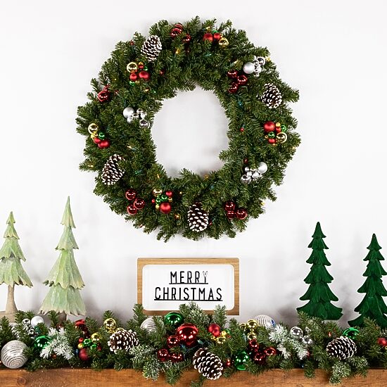 Northlight 30" Prelit Canadian Pine Wreath