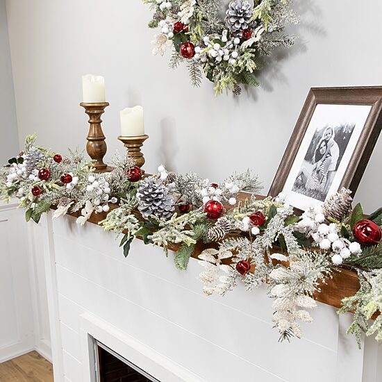 Northlight 6ft Frosted Pinecones And Berries Artificial Christmas Indoor Garland