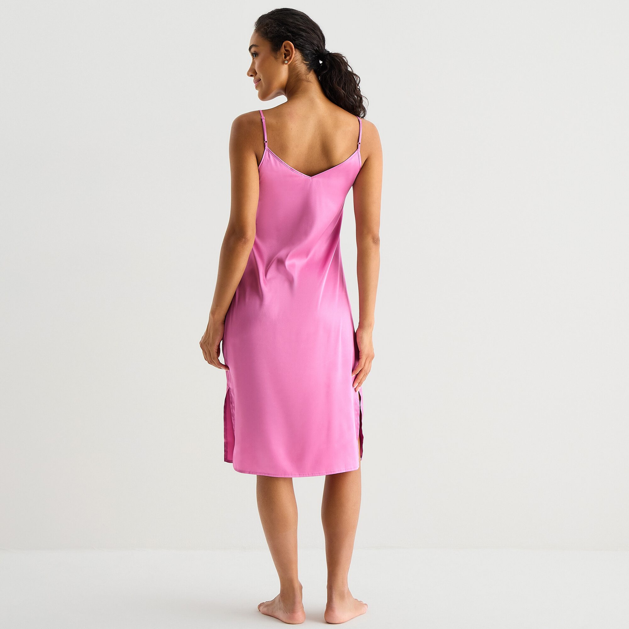 Ambrielle Womens Satin Sleeveless V Neck Nightgown