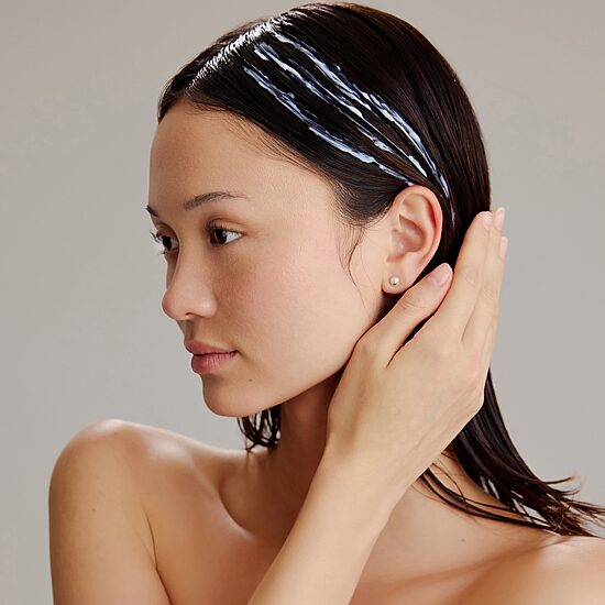 Naturelab. Tokyo Kiseki Molecular Repair Leave In Hair Mask