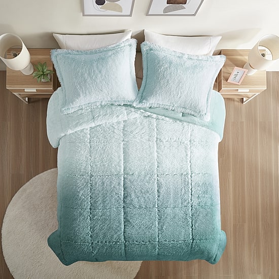 Intelligent Design Ella Ombre Shaggy Long Faux Fur Comforter Set