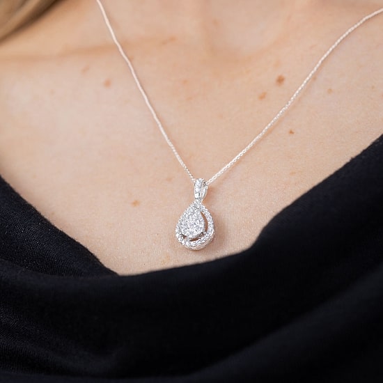 Womens 1/2 CT. T.W. Natural White Diamond 14K Gold Pear 18 Inch Pendant Necklace
