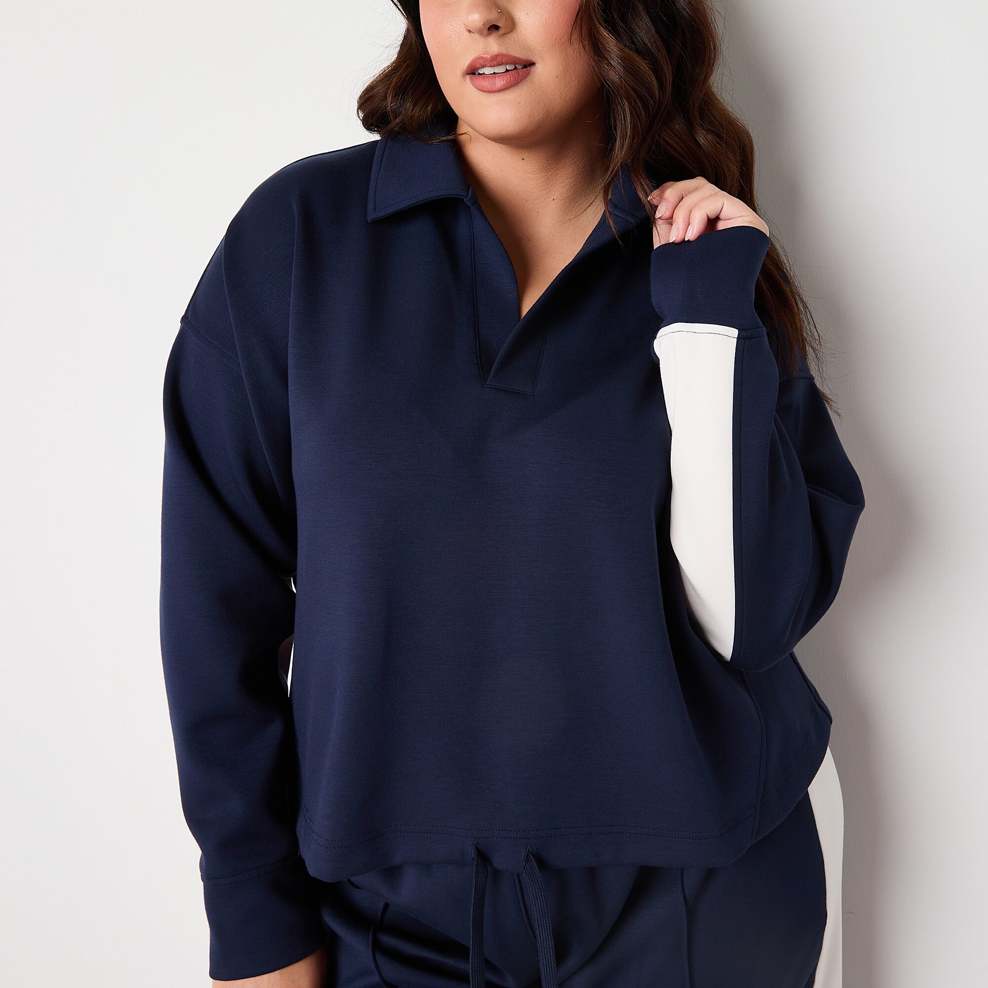 Stylus Womens Plus Long Sleeve Sweatshirt
