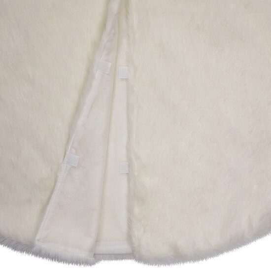Northlight 48in Faux Polar Bear Fur Indoor Tree Skirt