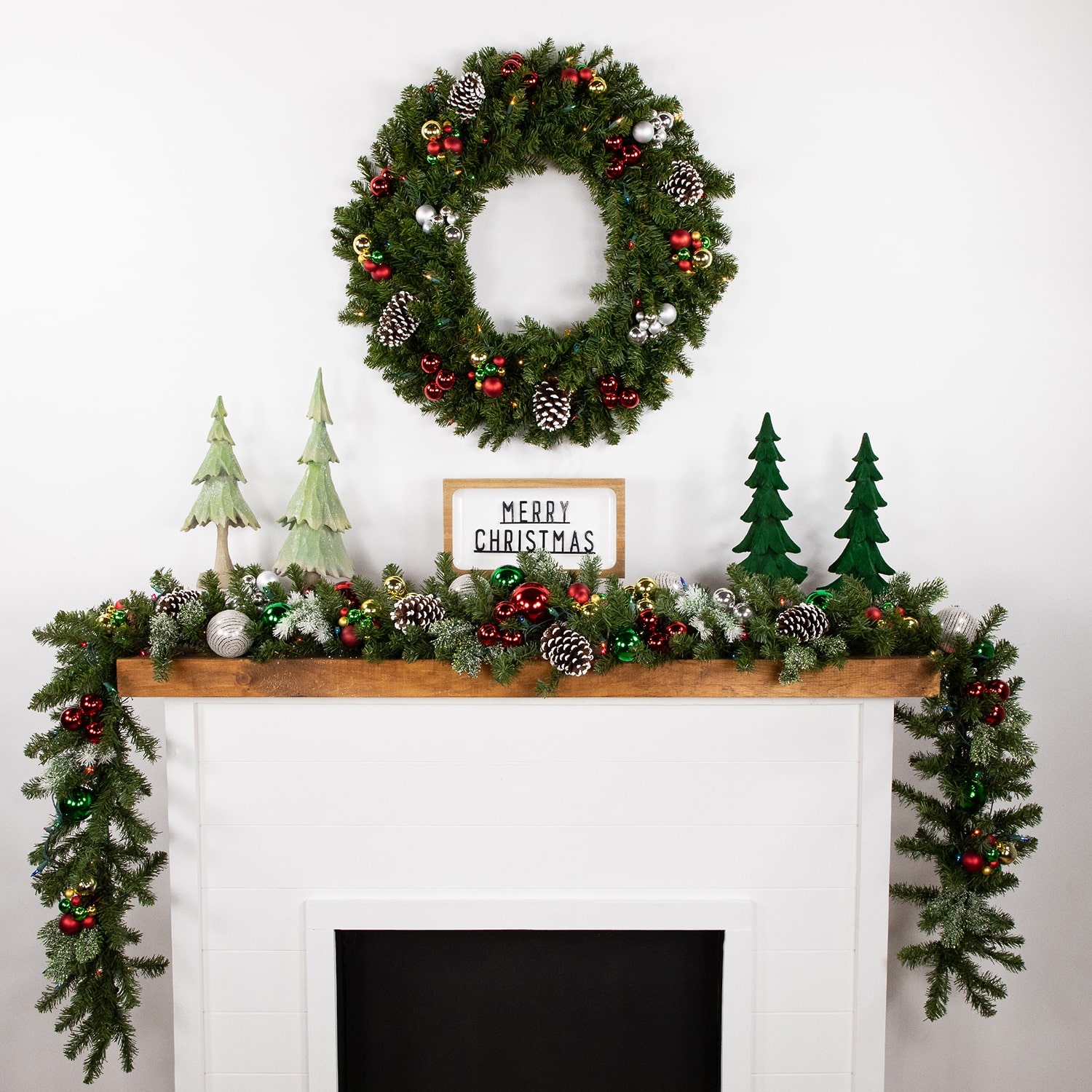 Northlight Canadian Pine Pre-Lit Christmas Indoor Garland