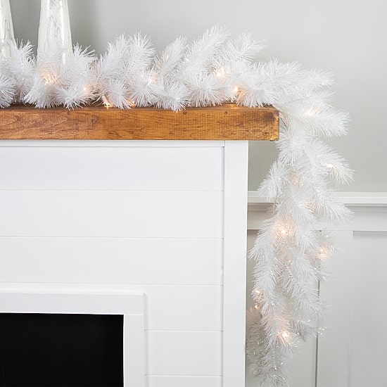 Northlight Alaskan Pine Pre-Lit Christmas Indoor Garland
