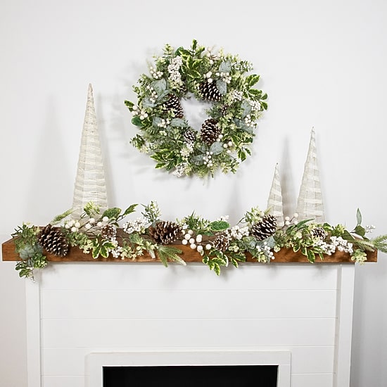 Northlight Frosted Pinecones Christmas Indoor Garland