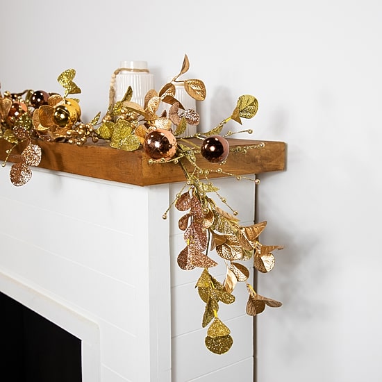 Northlight Ball Glittered Christmas Indoor Garland