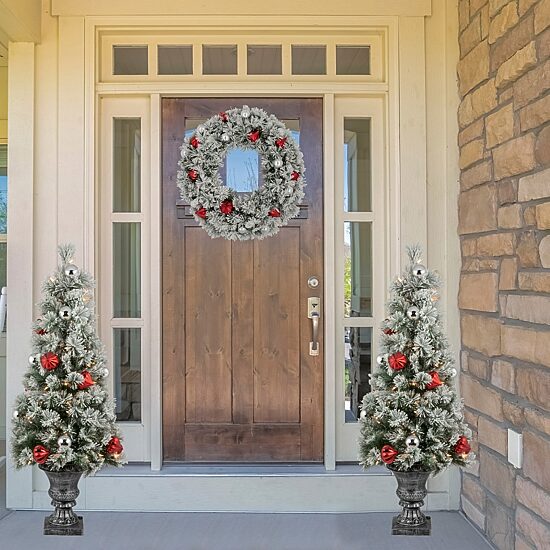 Northlight Snowy Bristle Pine Pre-Lit Wreath