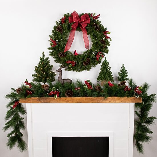 Northlight Canadian Pine Pre-Lit Wreath