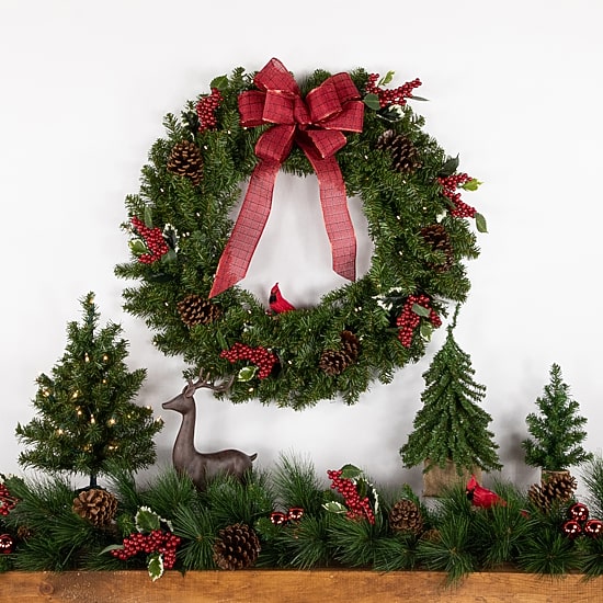 Northlight Canadian Pine Pre-Lit Wreath