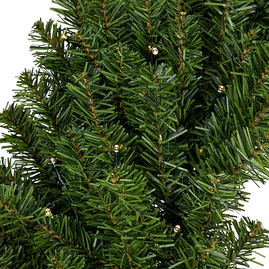 Northlight Canadian Pine Pre-Lit Wreath