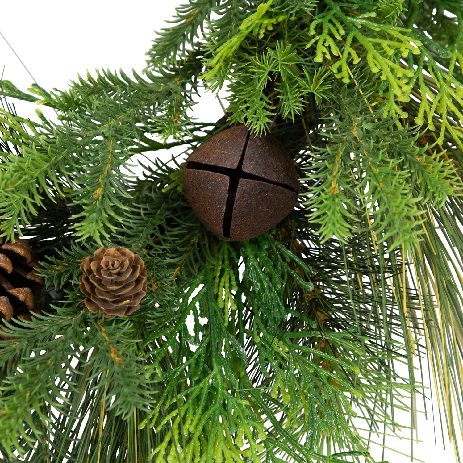 Northlight Pinecone And Jingle Bells Wreath