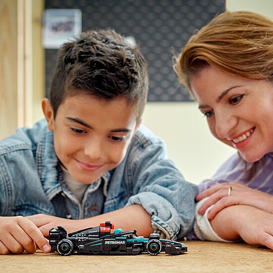 LEGO® Speed Champions Amg F1 W15 Building Blocks 267-pc.