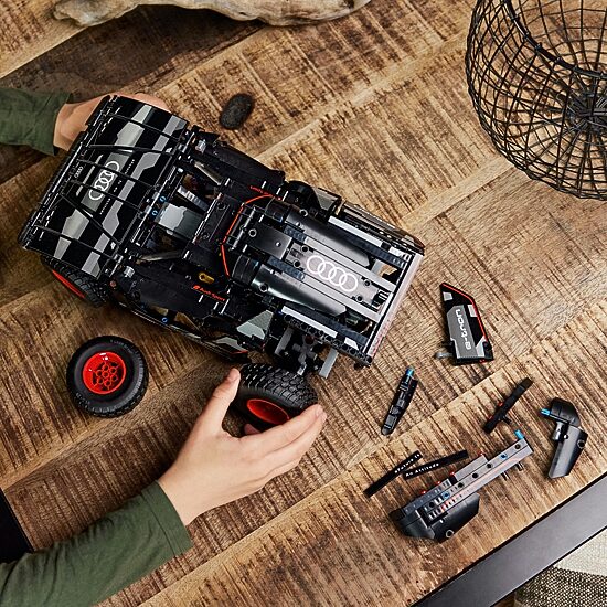 LEGO® Technic™ Audi Rs Q Etron Building Blocks 914-pc.