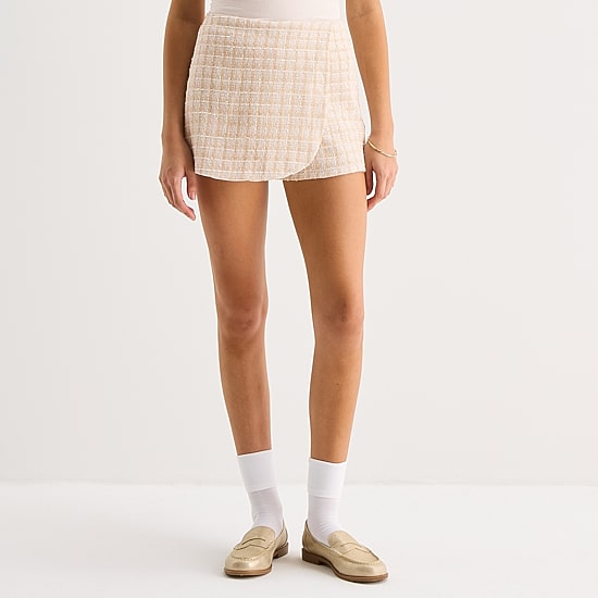 by&by Womens Juniors Mid Rise Wrap Skirt