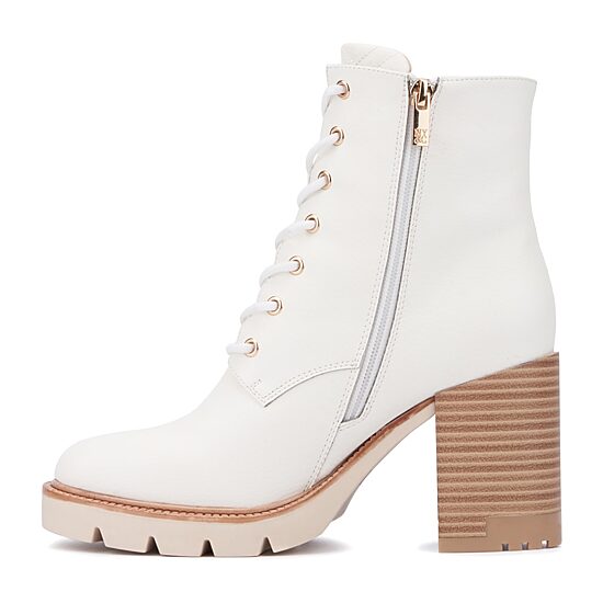 New York & Company Womens Gigi Stacked Heel Chelsea Boots