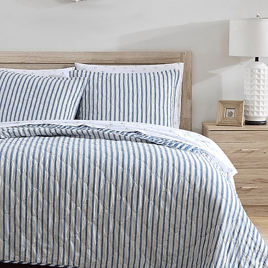 Stone Cottage Willow Way Ticking Quilt Set